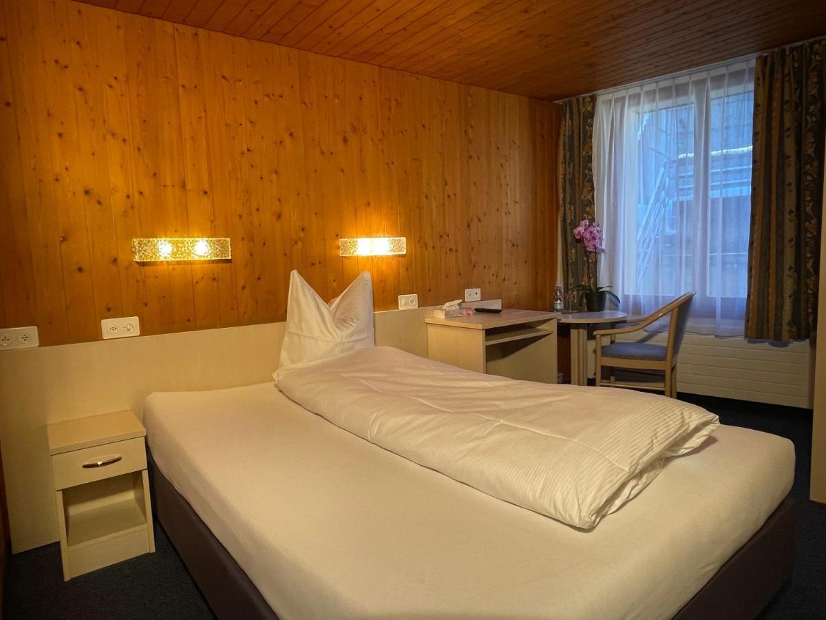 Dinh Residence Zweisimmen Eksteriør billede