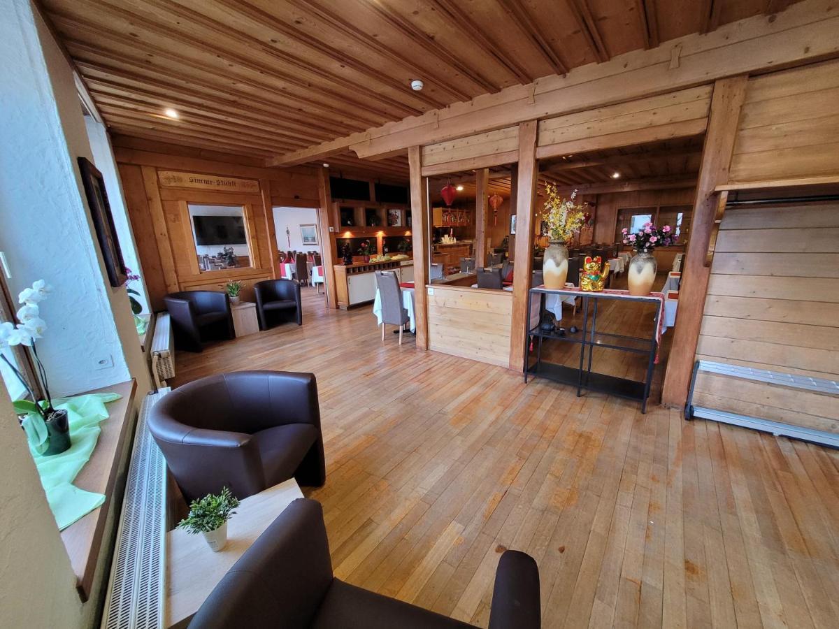 Dinh Residence Zweisimmen Eksteriør billede