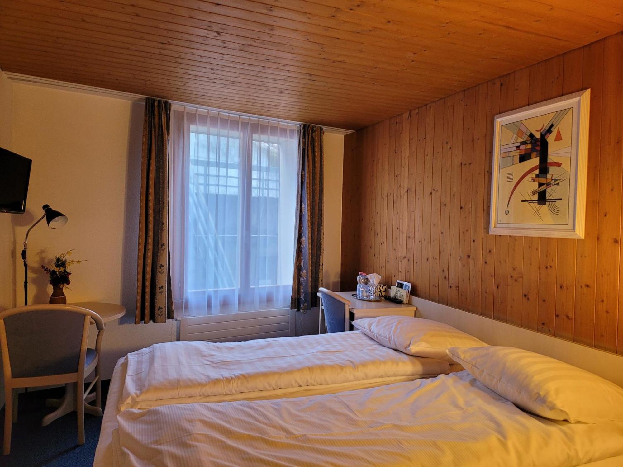 Dinh Residence Zweisimmen Eksteriør billede